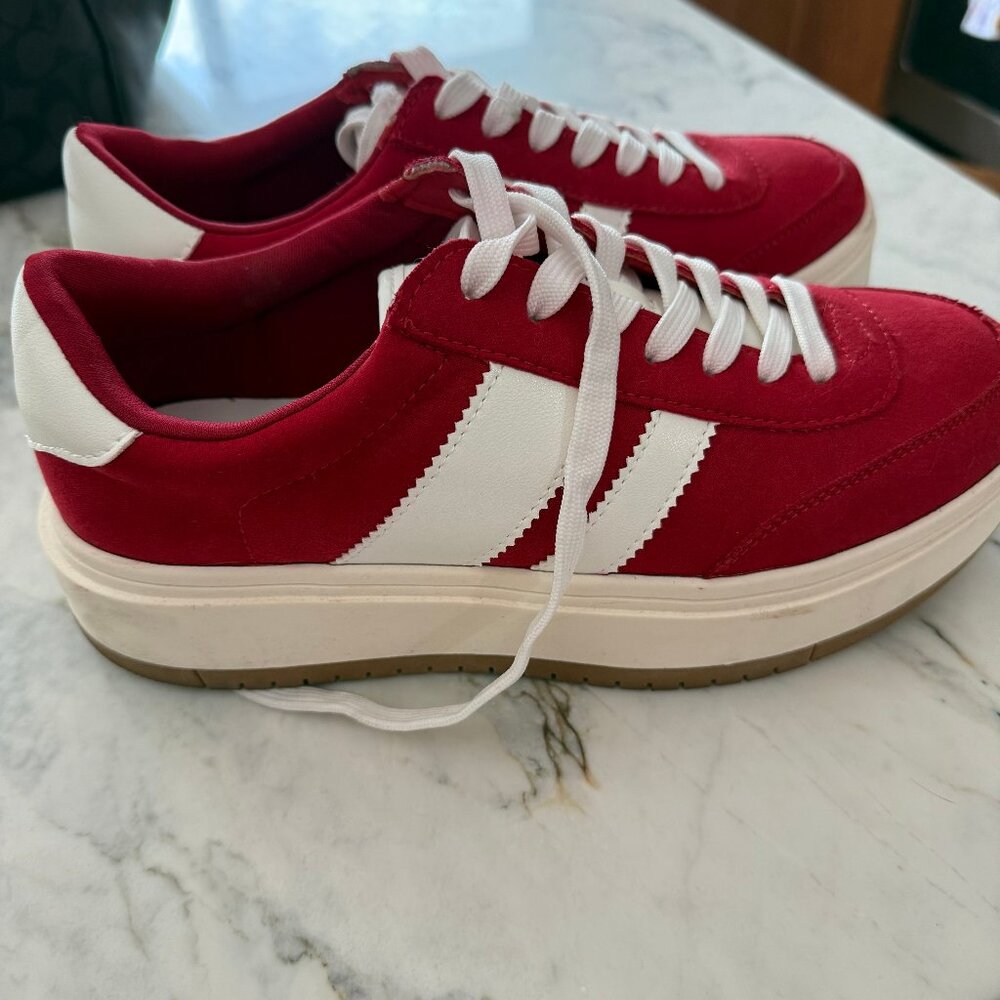 Madden Girl Navida Lace-Up Platform Sneakers - Red/White - SIZE 9